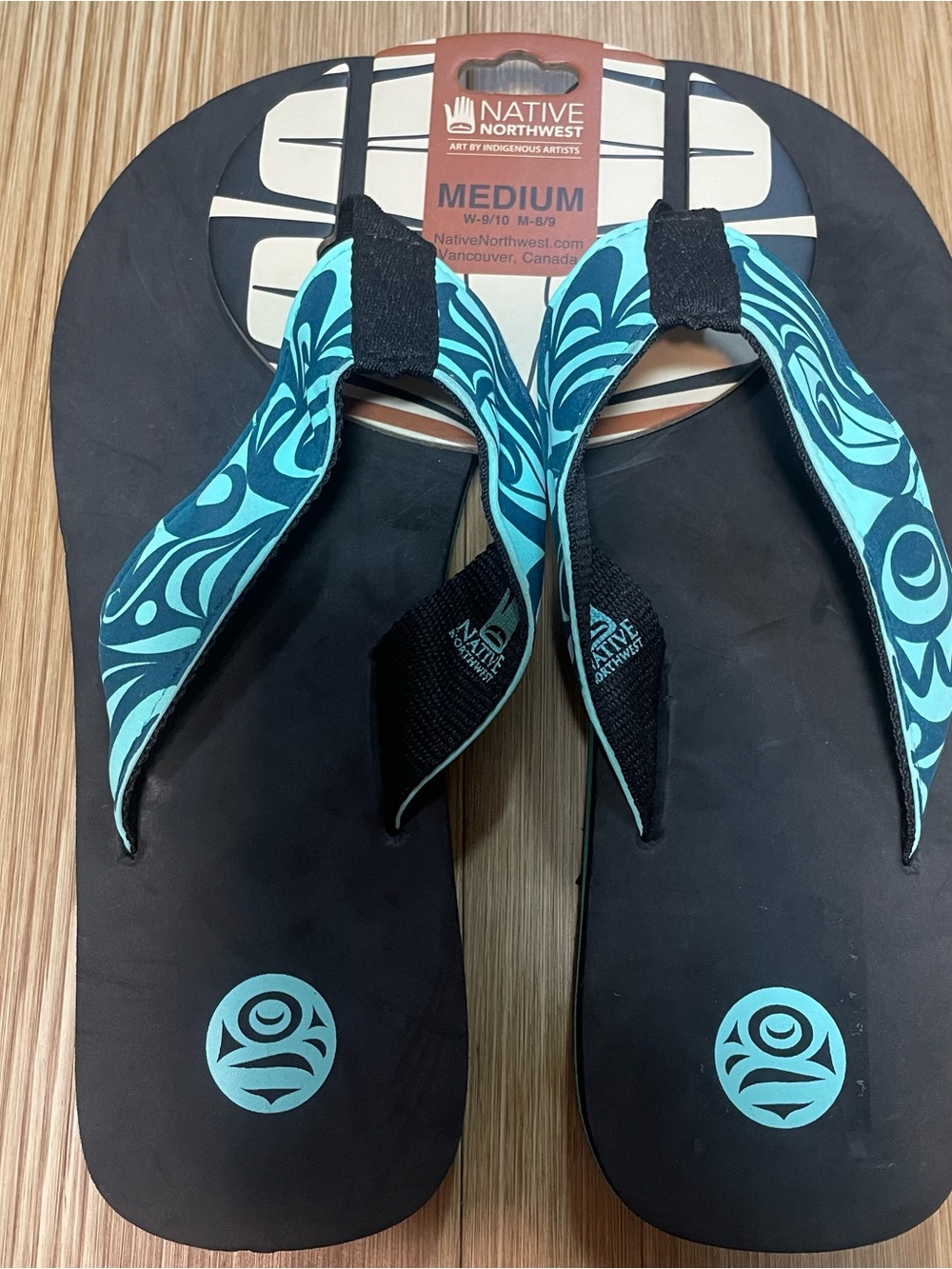 Native Northwest Indigenous Art Flip Flops Sandals Teal Blue Medium W 9/10 M 8/9